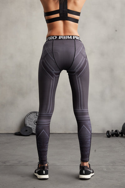 https://www.mesuperhero.com/cdn/shop/products/black-panther-compression-leggings-pants-for-women-18281121873_grande.progressive.jpg?v=1571438717